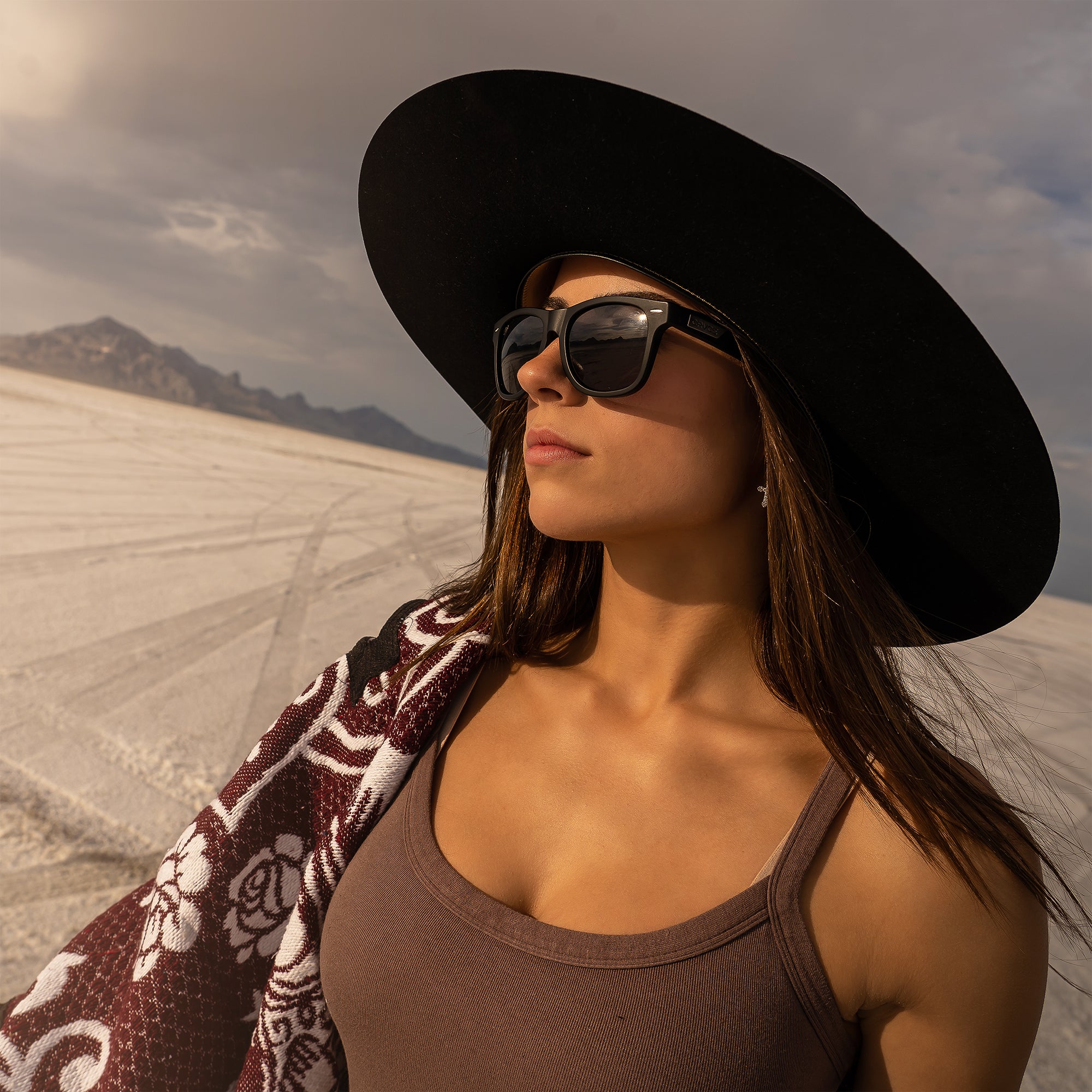 Obsidian Ash – Saint Cruce