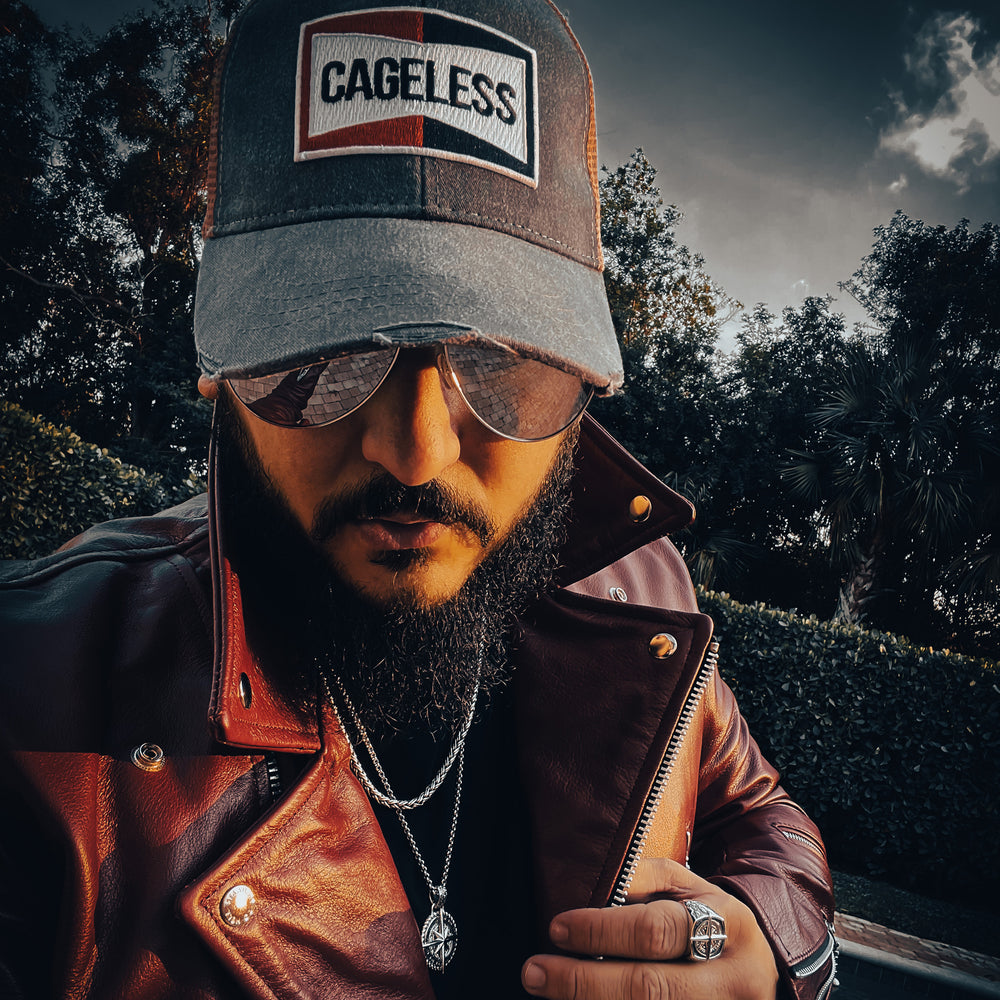 
                      
                        Cageless Classic by CRUCIFIX
                      
                    
