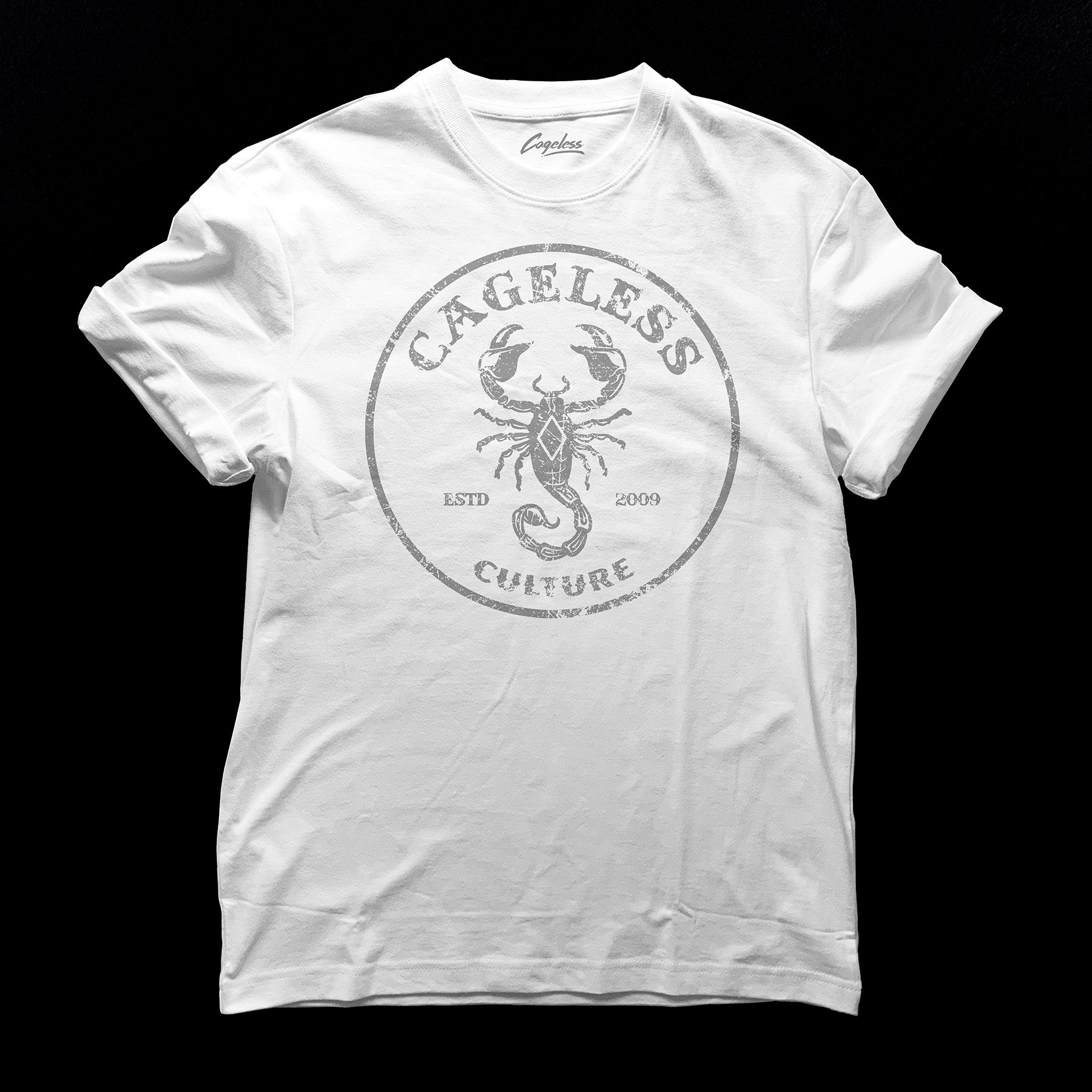 【SINNERS ATTIRE】シャトー クレスト T シャツ ※送関込 Sinners Attire】シャトー クレスト T シャツ (SINNERS ATTIRE/T